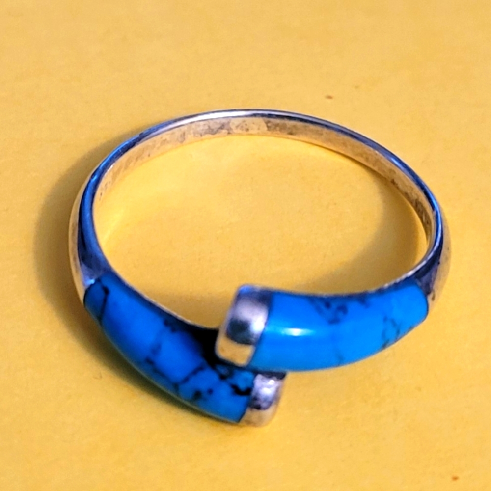 Silver and turquoise ring